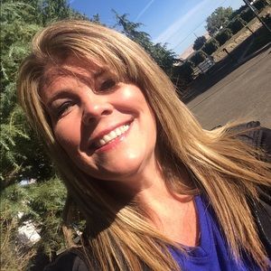 Meet your Posher, Melisa